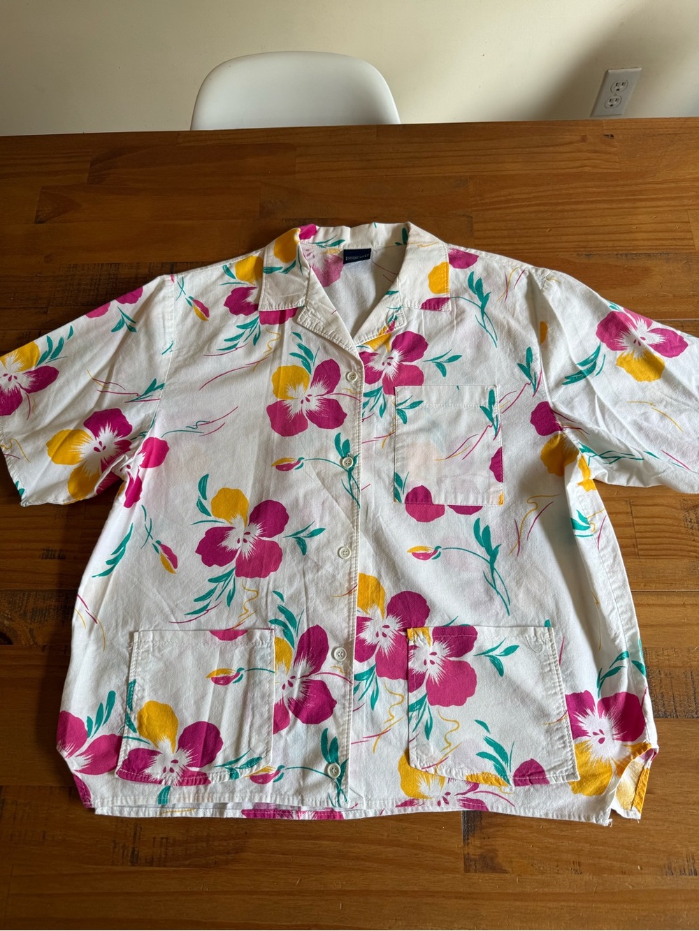 Lands' End Vintage 90’s White Short-Sleeve Floral Button-Down